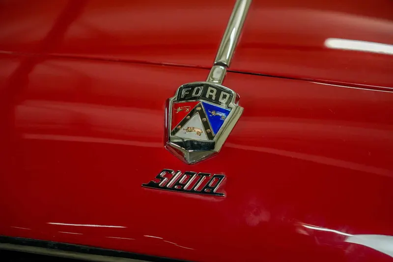 -Ford 208S 11