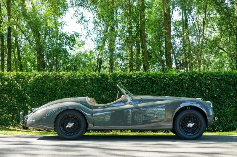 Jaguar XK120 OTS 11