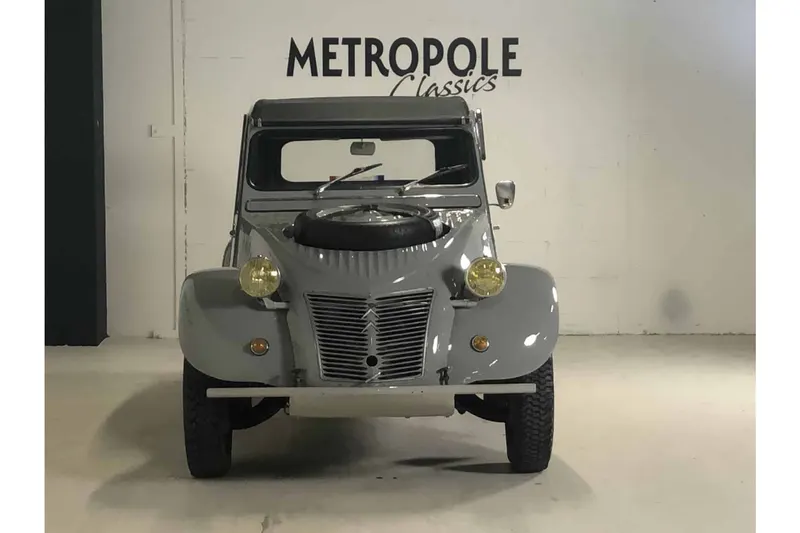 Citroën 2CV Sahara 4x4 7