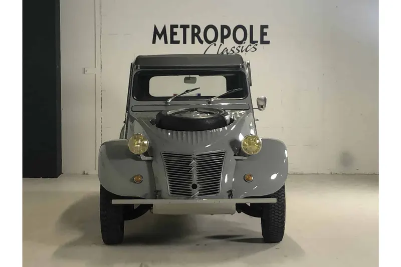 Citroën 2CV Sahara 4x4 8