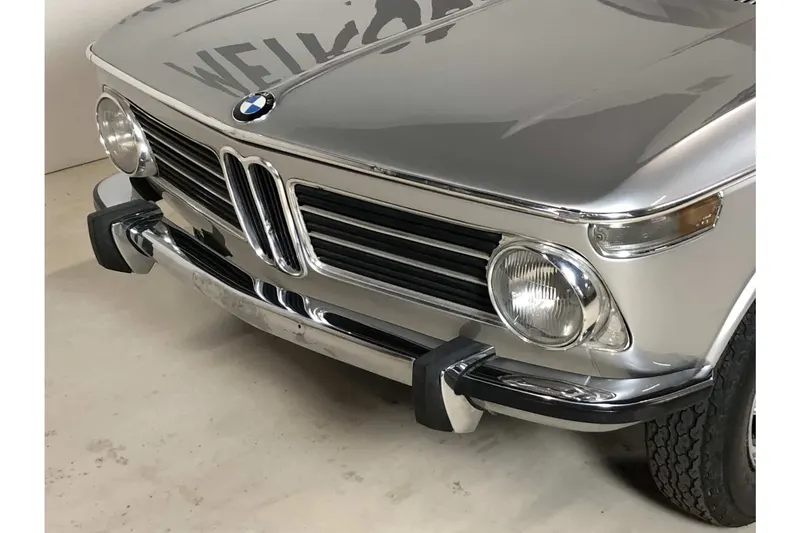 BMW 2002 Baur Cabriolet 12