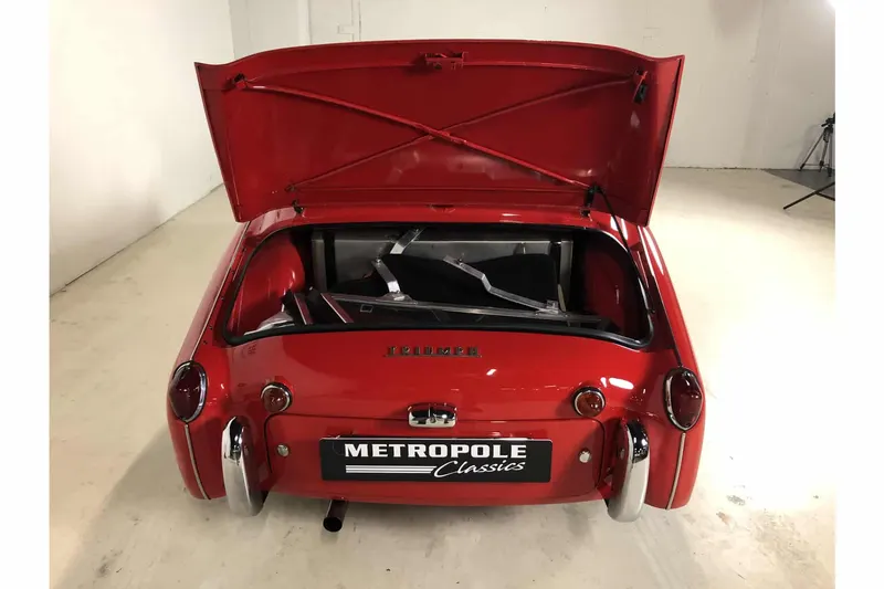 Triumph TR3A 11