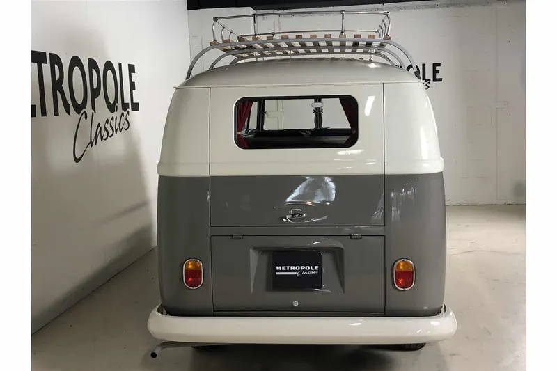 Volkswagen T1 Camper 10