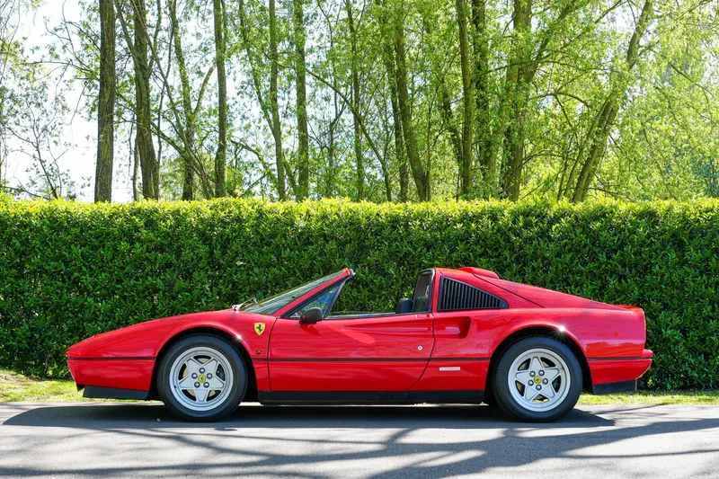 Ferrari 328 GTS 6