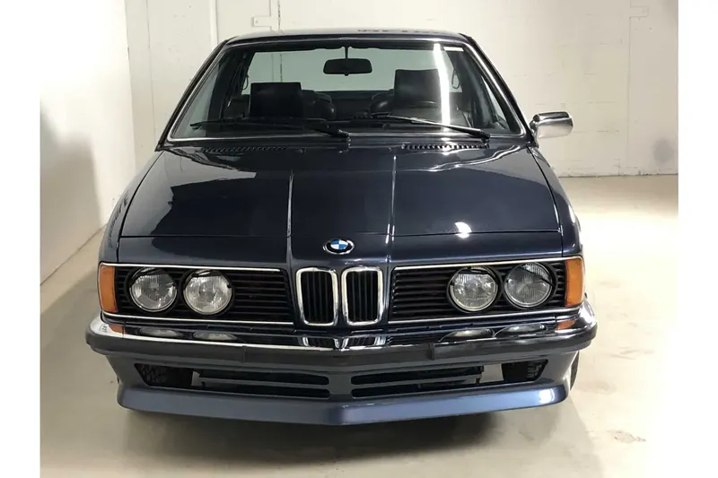 BMW 635 CSI E24 6