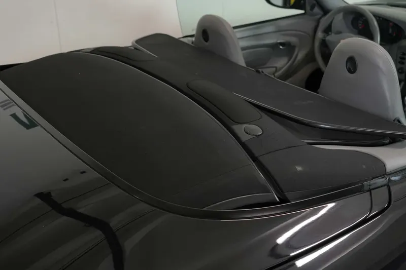 Porsche 996 CARRERA 2 Cabriolet 11