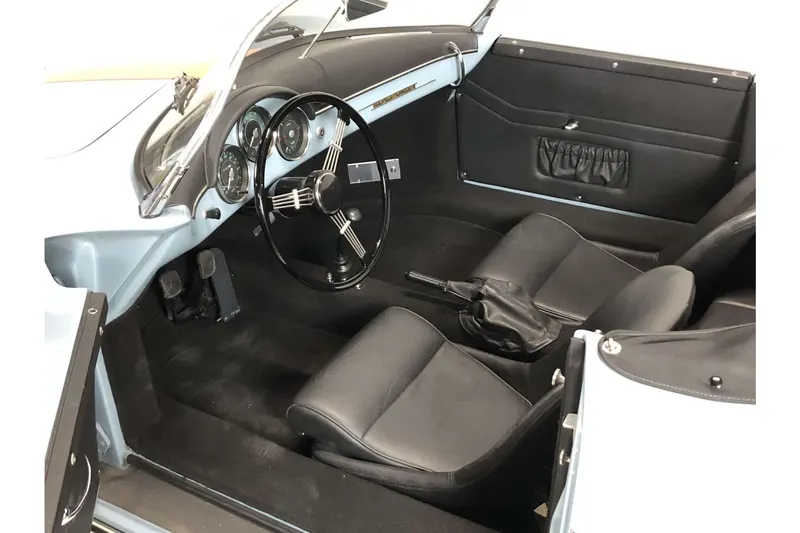 Volkswagen Speedster 3