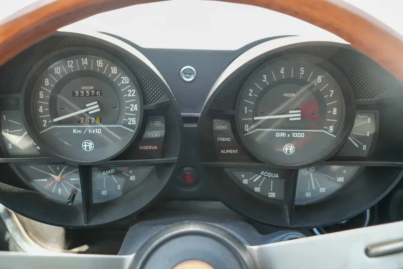Alfa Romeo Montreal 11