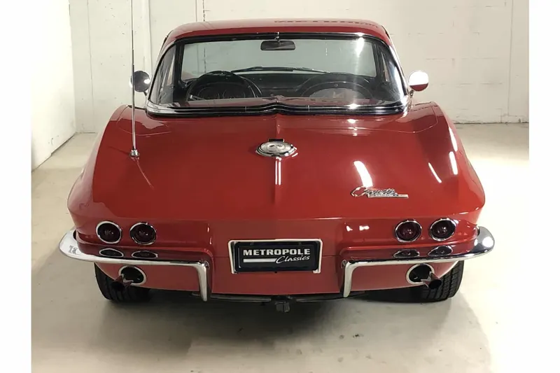 Chevrolet Corvette C2 Convertible 5