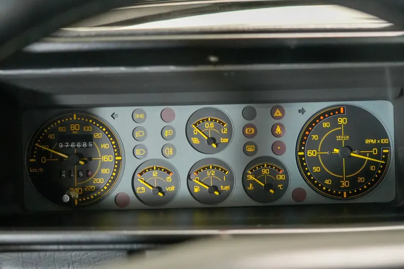 Lancia Delta HF Integrale Evo 1 12