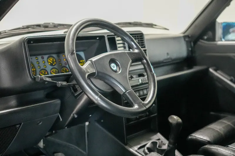 Lancia Delta HF Integrale Evo 1 10