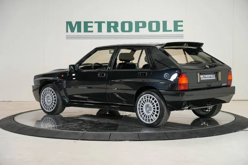 Lancia Delta HF Integrale Evo 1 11