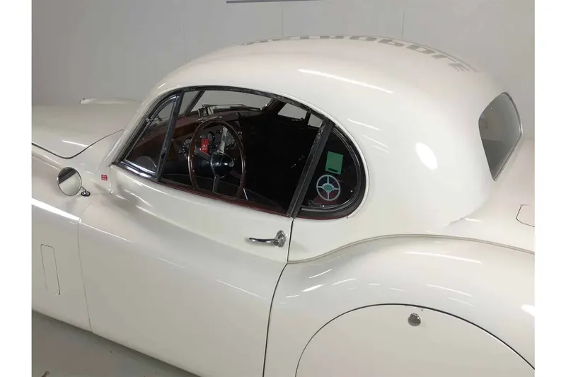Jaguar XK120 Fixed Head Coupe 7