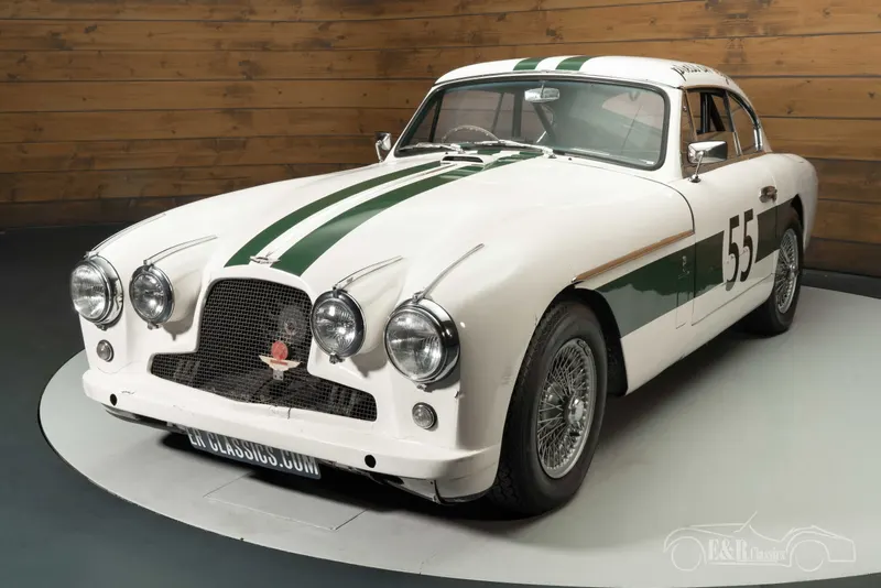 Aston Martin DB2/4 8