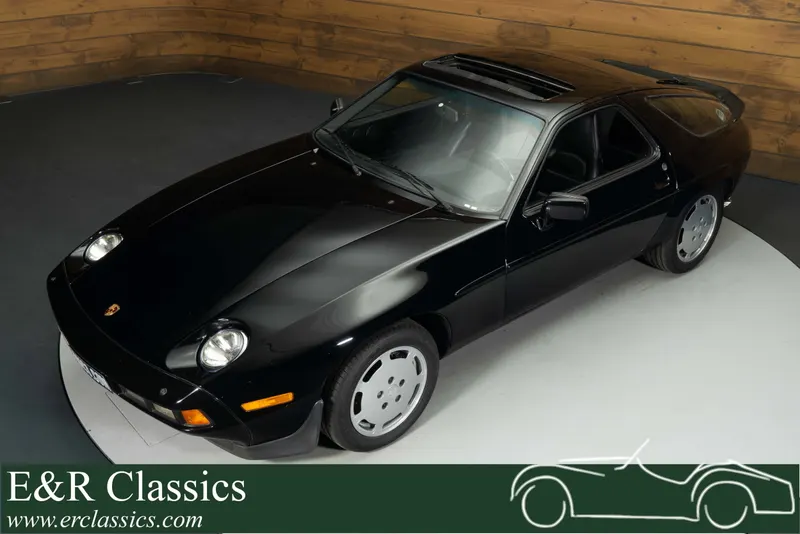 Porsche 928 S 4
