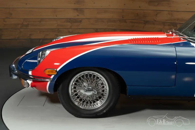 Jaguar E-type Series 2 Cabriolet 9