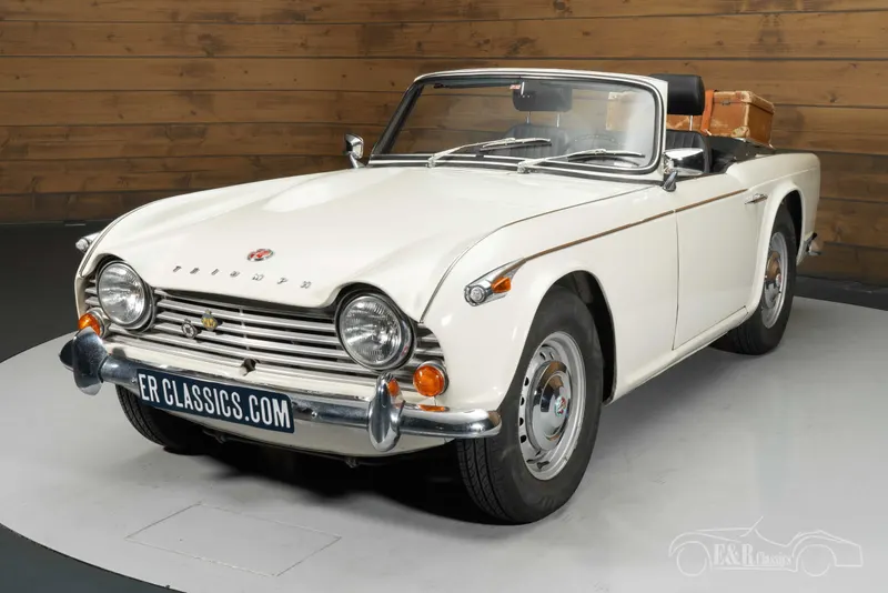 Triumph TR4A IRS 8