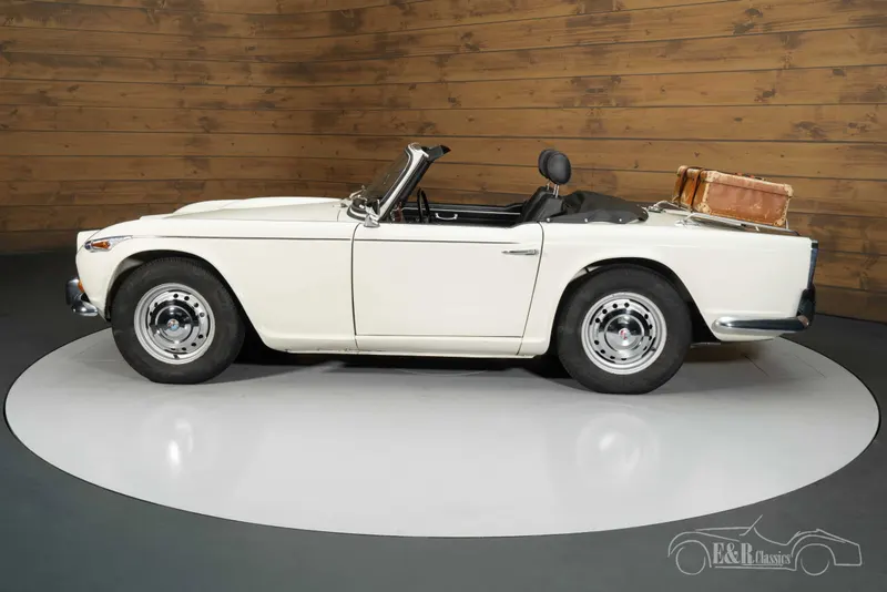 Triumph TR4A IRS 11