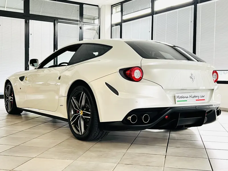 Ferrari FF Shooting-Brake 2013 4