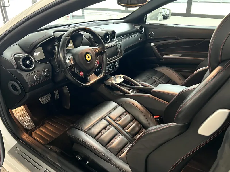 Ferrari FF Shooting-Brake 2013 6