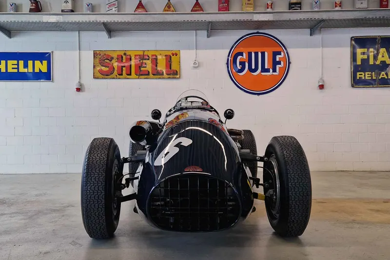 A-Type F2 A6 5