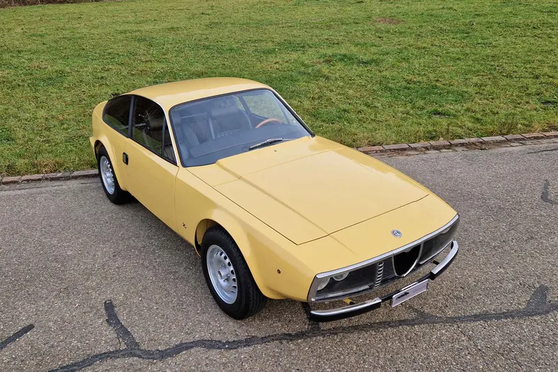 Alfa Romeo 1300 Junior Zagato 11