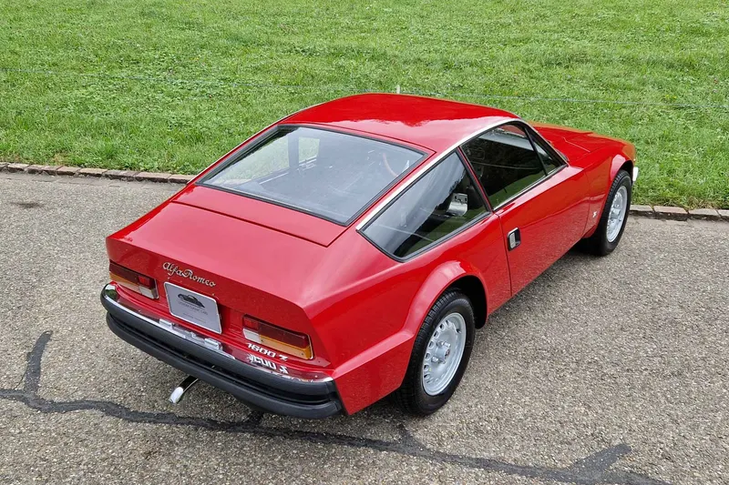 Alfa Romeo 1600 Junior Zagato 12