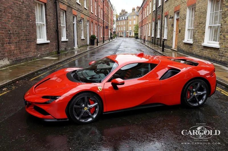 Ferrari SF90 Stradale 1