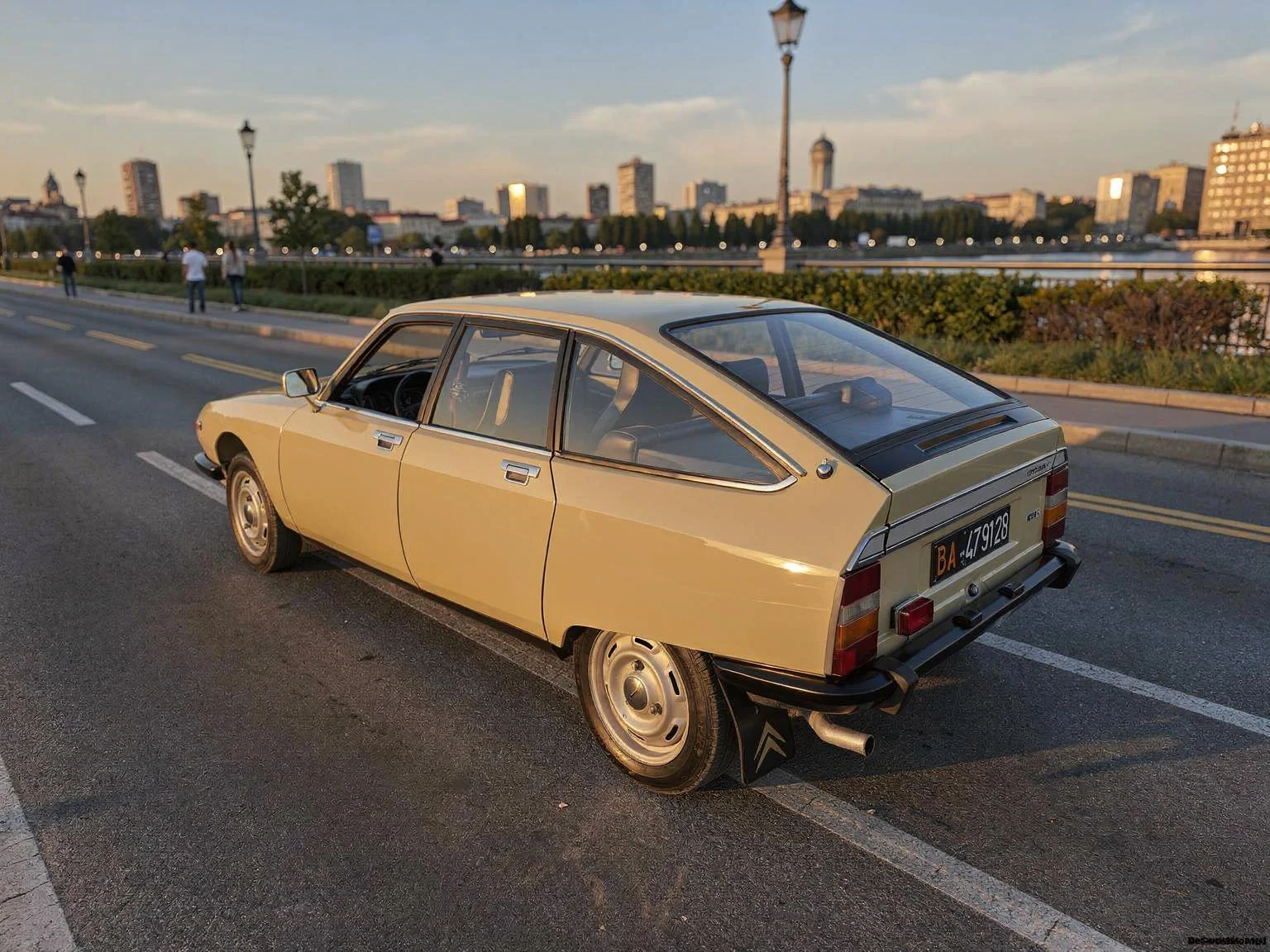 GS X  - Asi