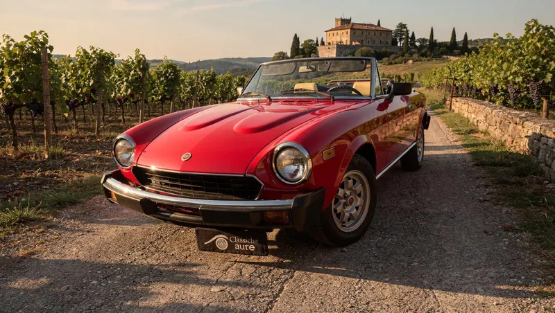 Fiat 124 Sport Spider Pininfarina 2.0 I. anno 1982 certificata ASI co 1