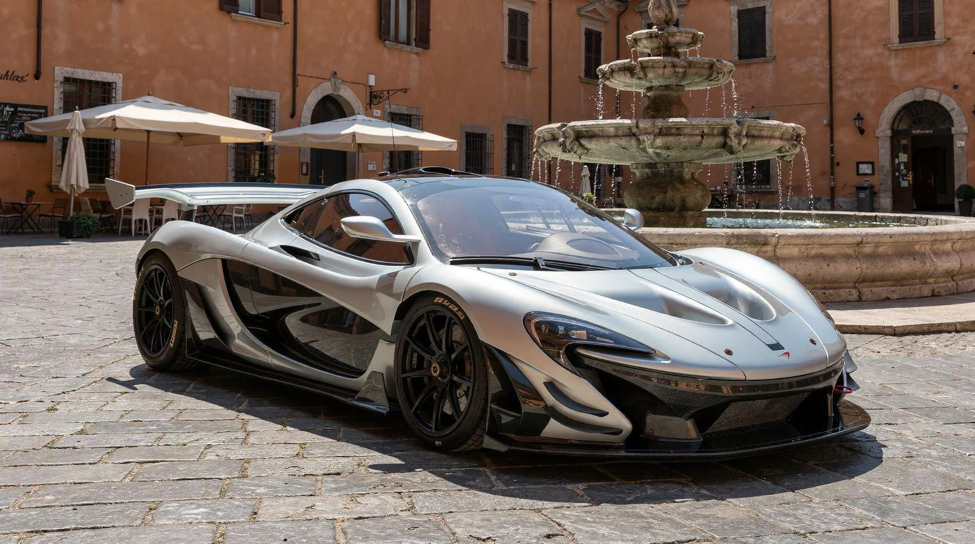 McLaren P1 GTR