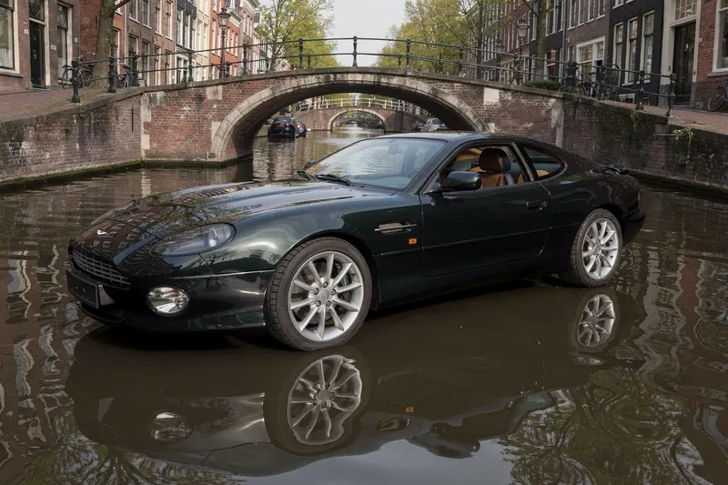 Aston Martin DB7 Vantage V12 1