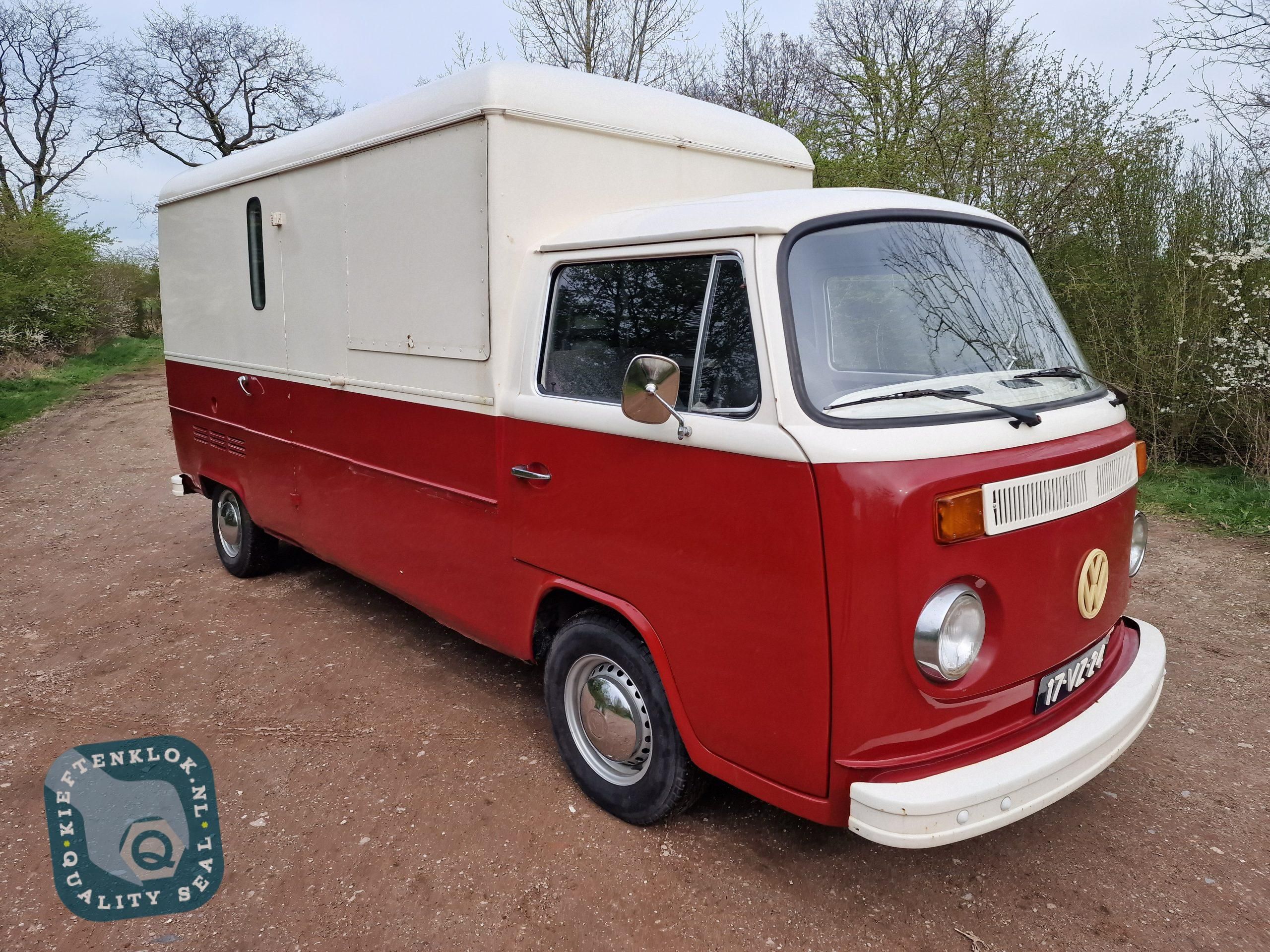 Volkswagen T2 Bus Foodtruck 2