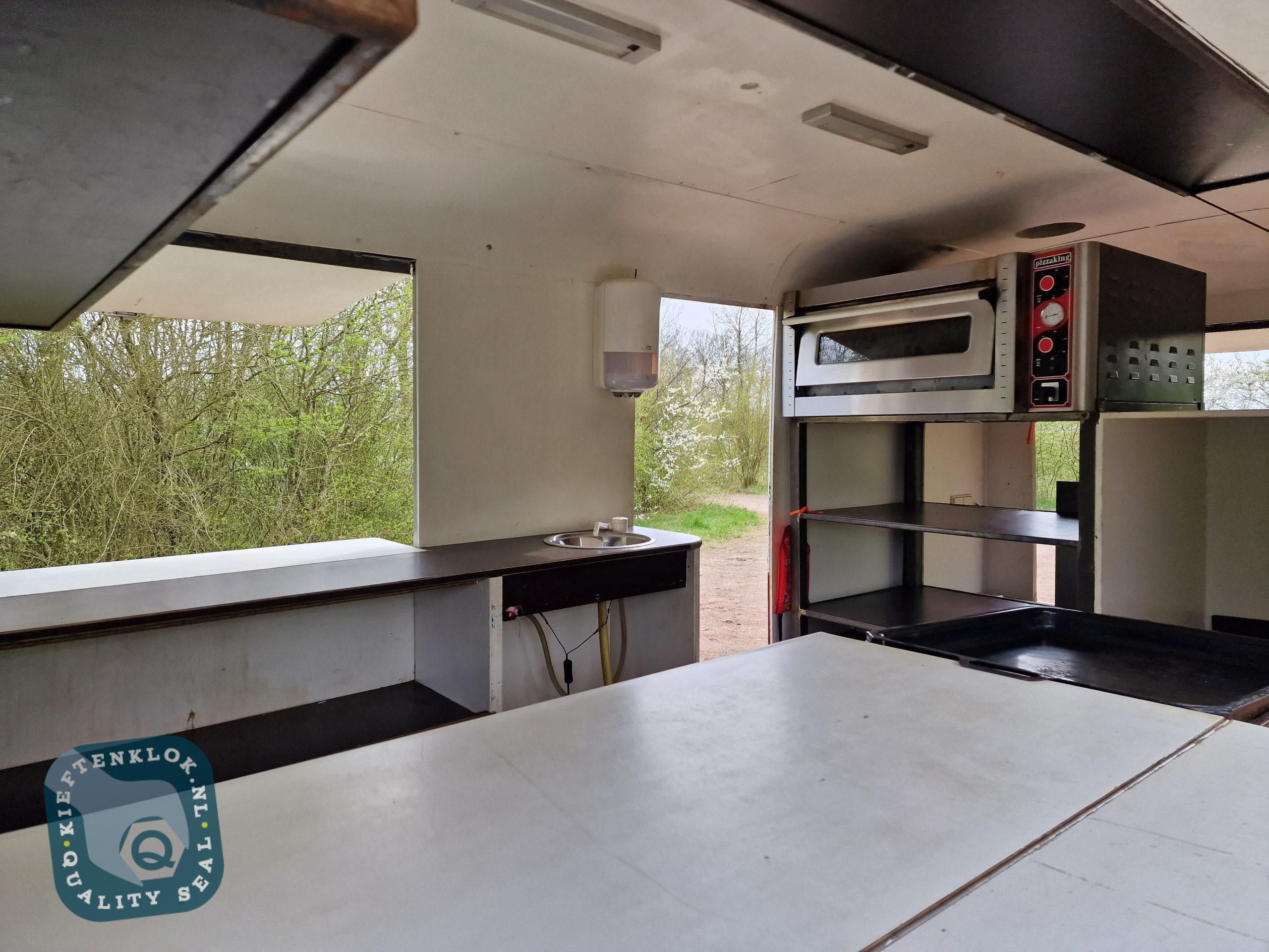 Volkswagen T2 Bus Foodtruck 6