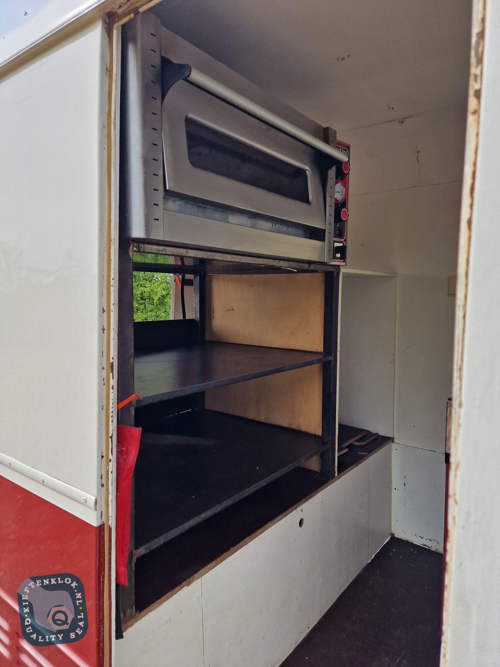 Volkswagen T2 Bus Foodtruck 9
