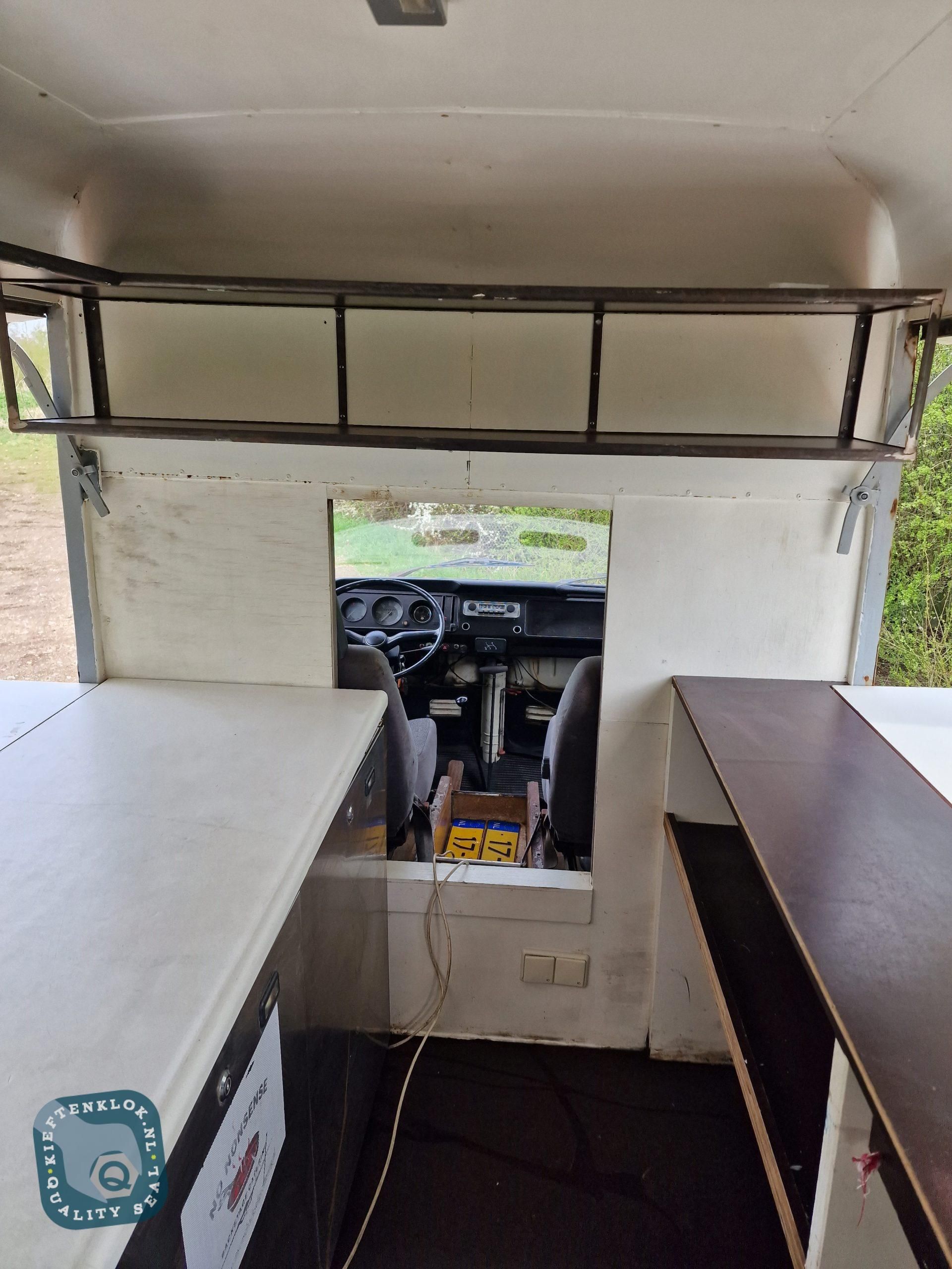 Volkswagen T2 Bus Foodtruck 12
