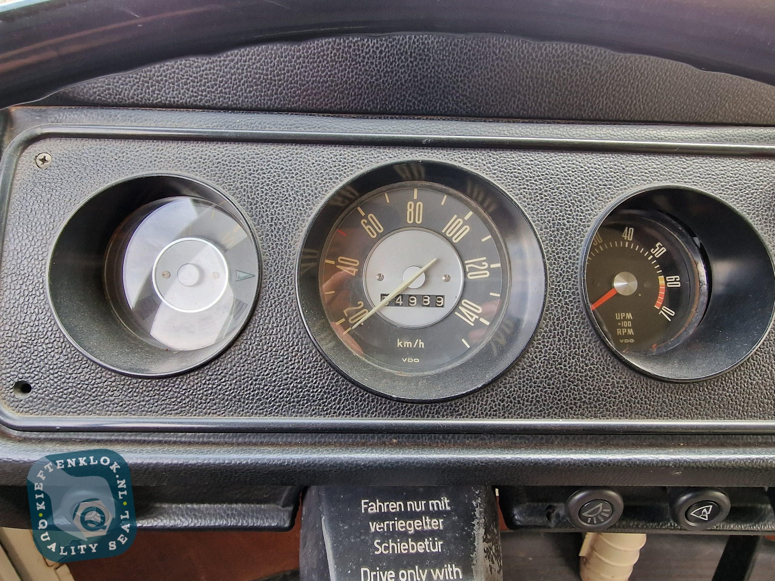 Volkswagen T2 Bus 9