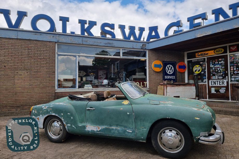 Volkswagen Karmann Ghia Cabriolet 4