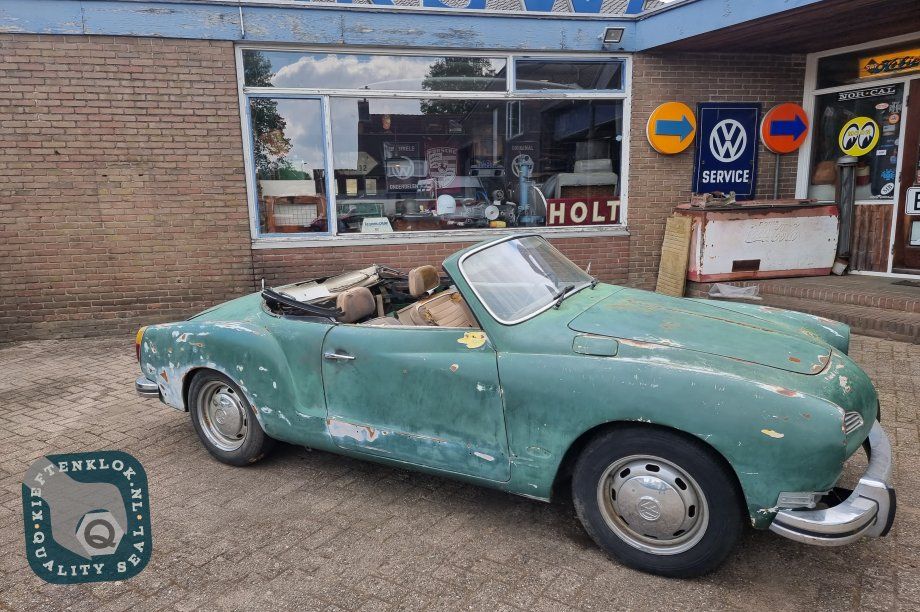 Volkswagen Karmann Ghia Cabriolet 9