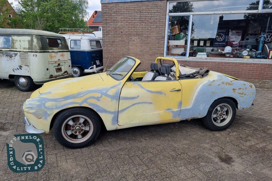 Volkswagen Karmann Ghia Cabriolet 2