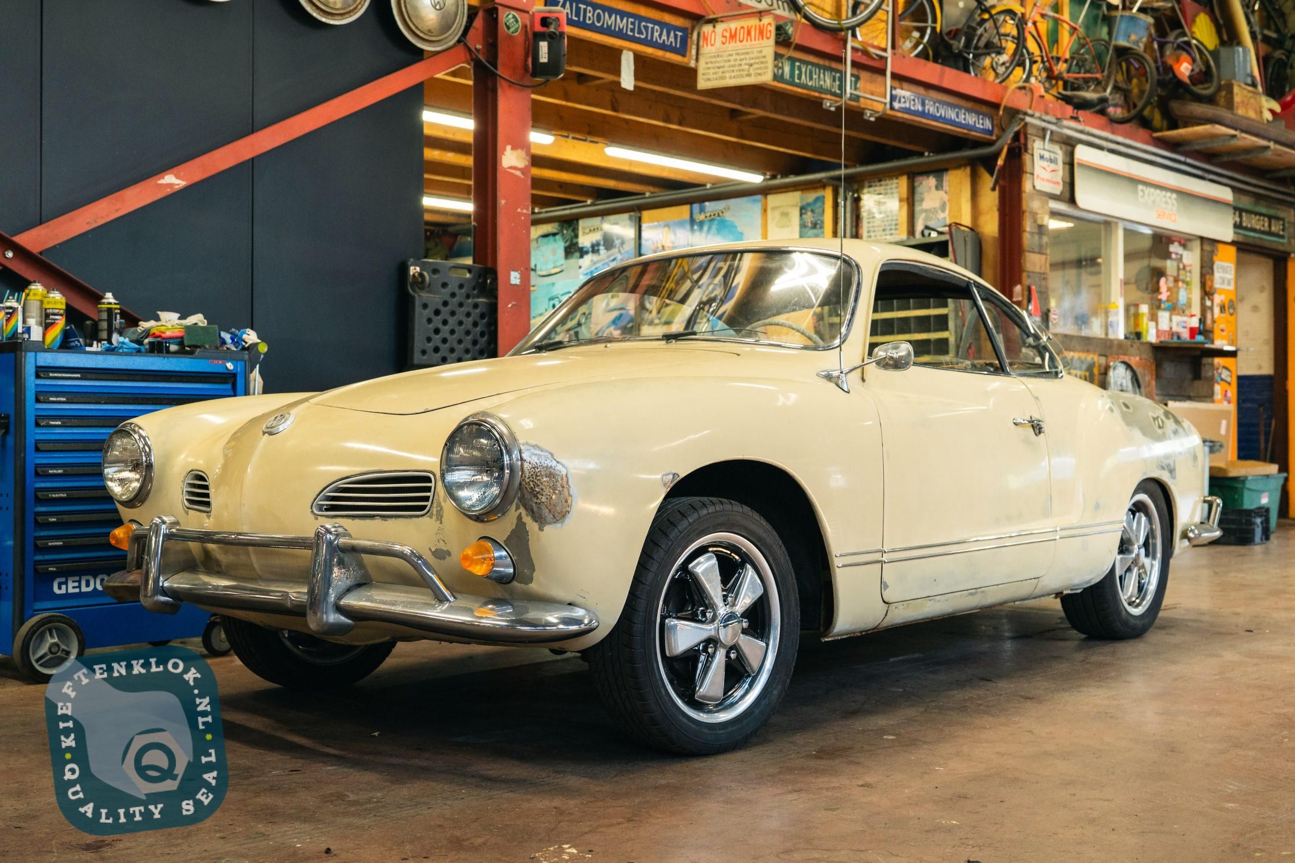Volkswagen Karmann Ghia Coupé 7