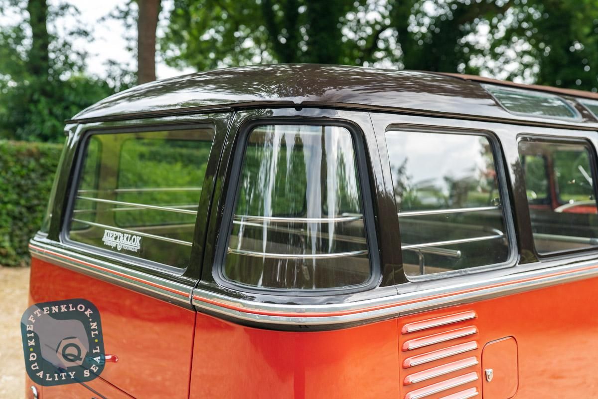 Volkswagen T1 Samba Bus 13