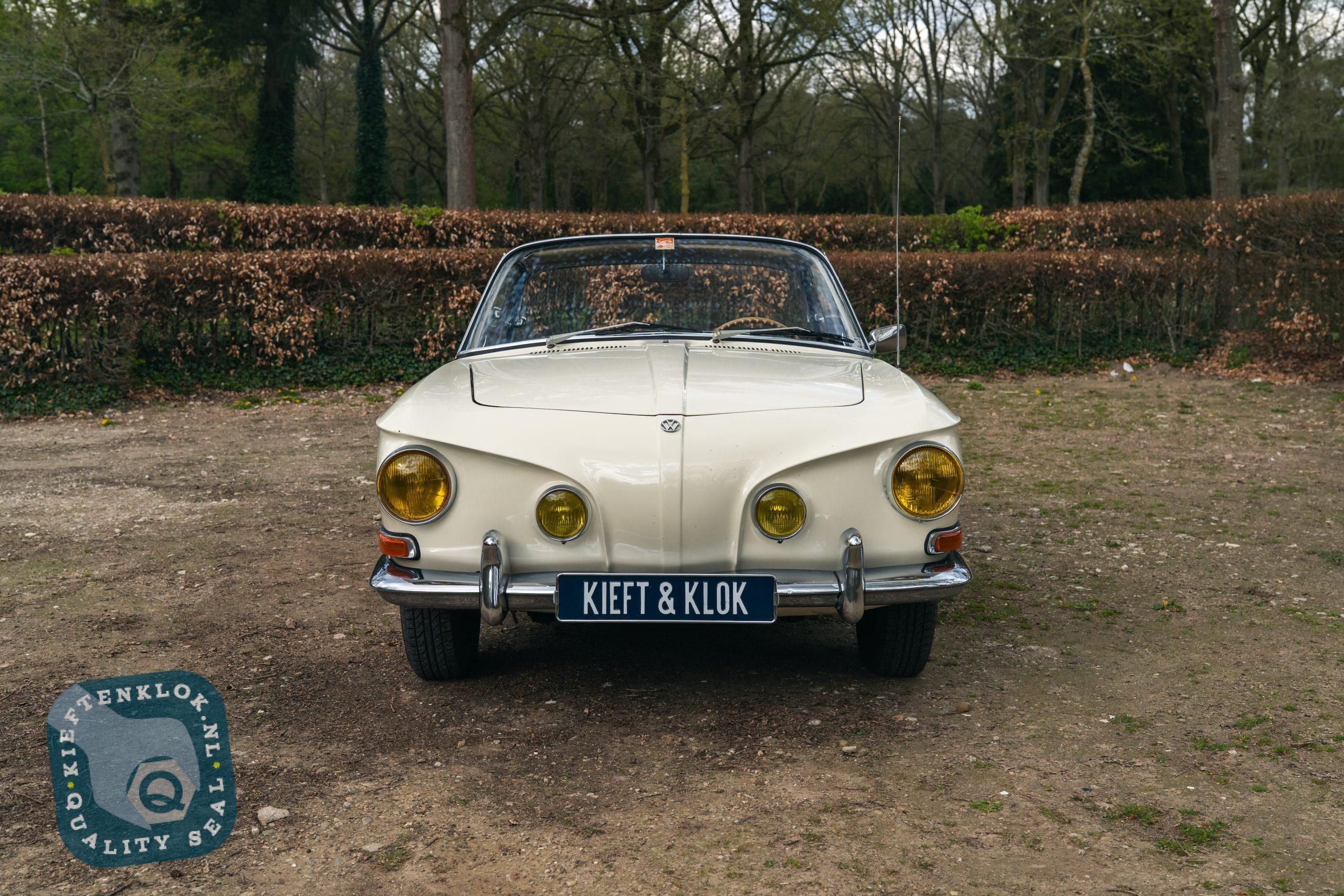 Volkswagen Karmann Ghia 4