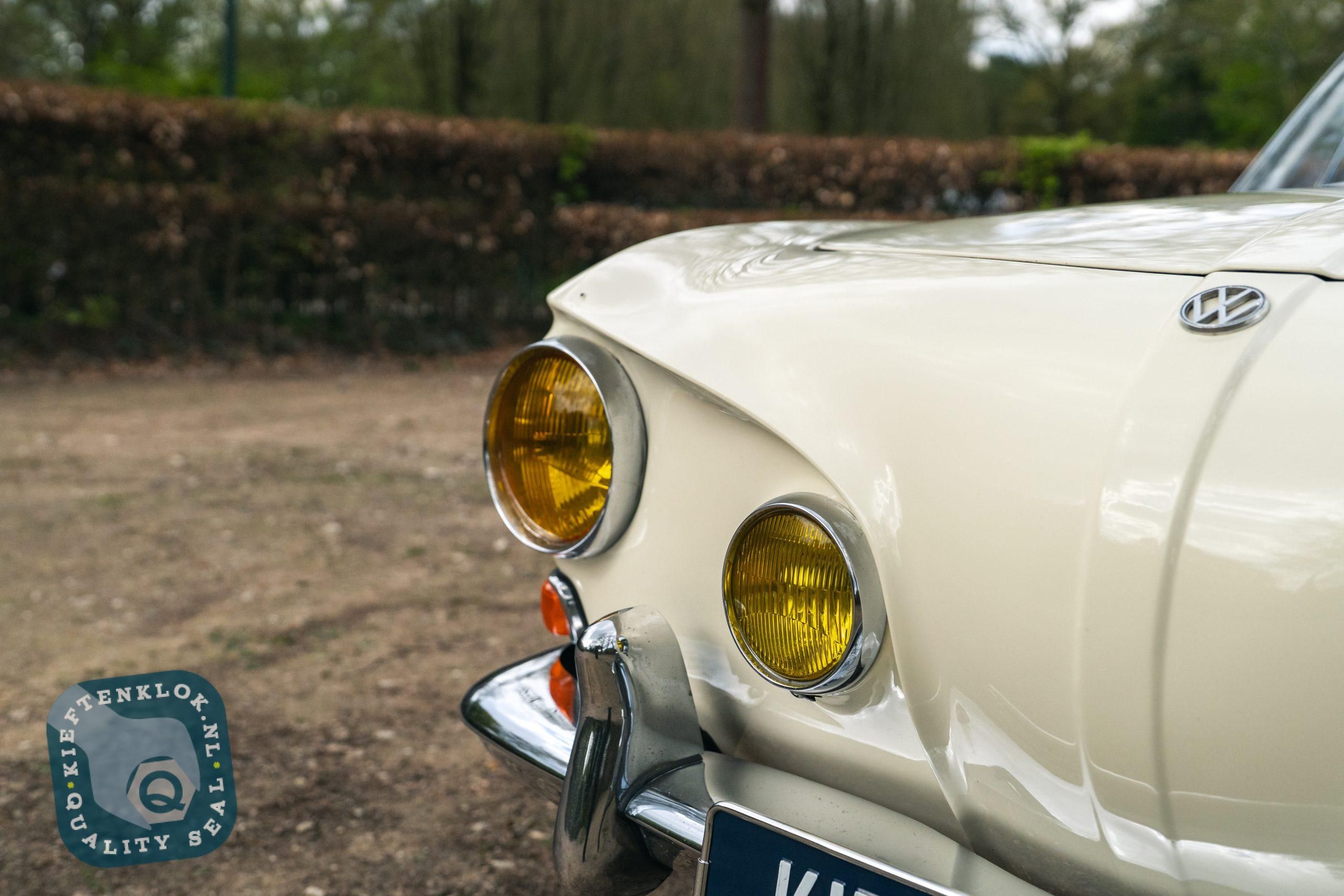 Volkswagen Karmann Ghia 9