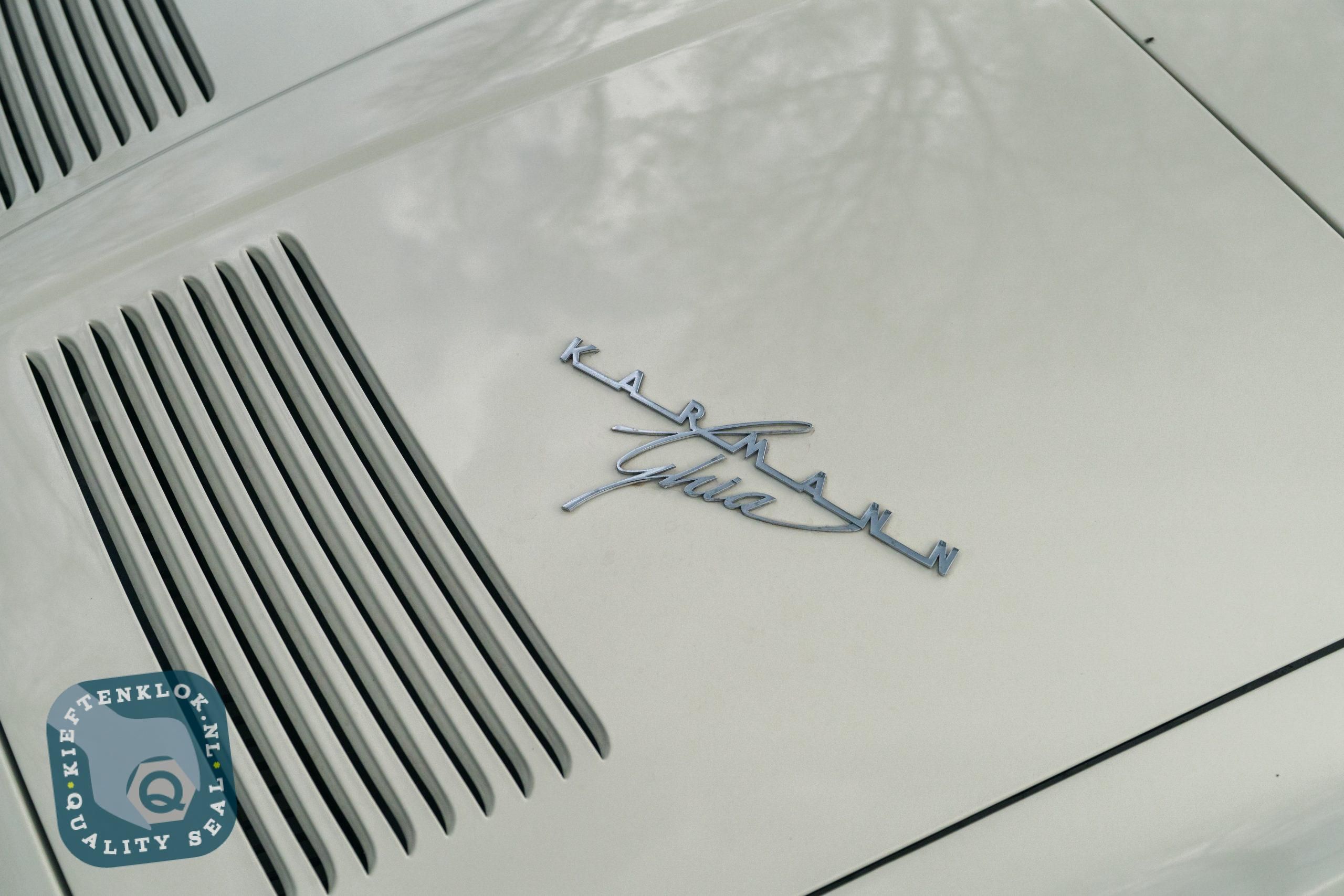 Volkswagen Karmann Ghia 11