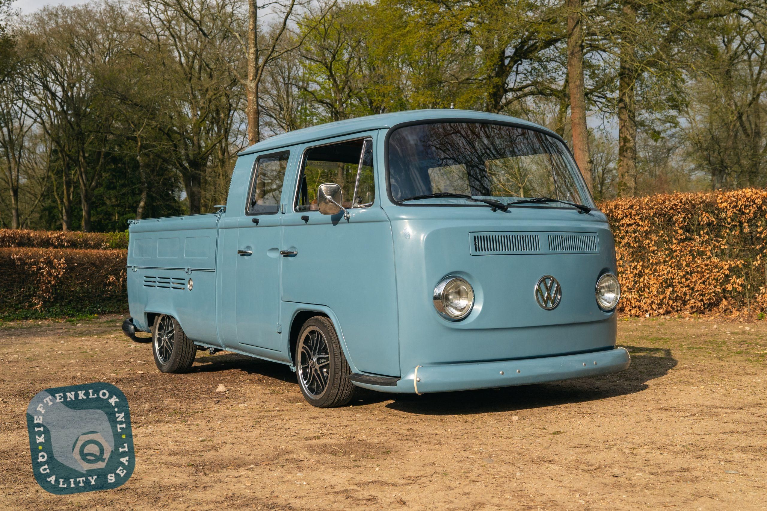 Volkswagen T2 Bus 4