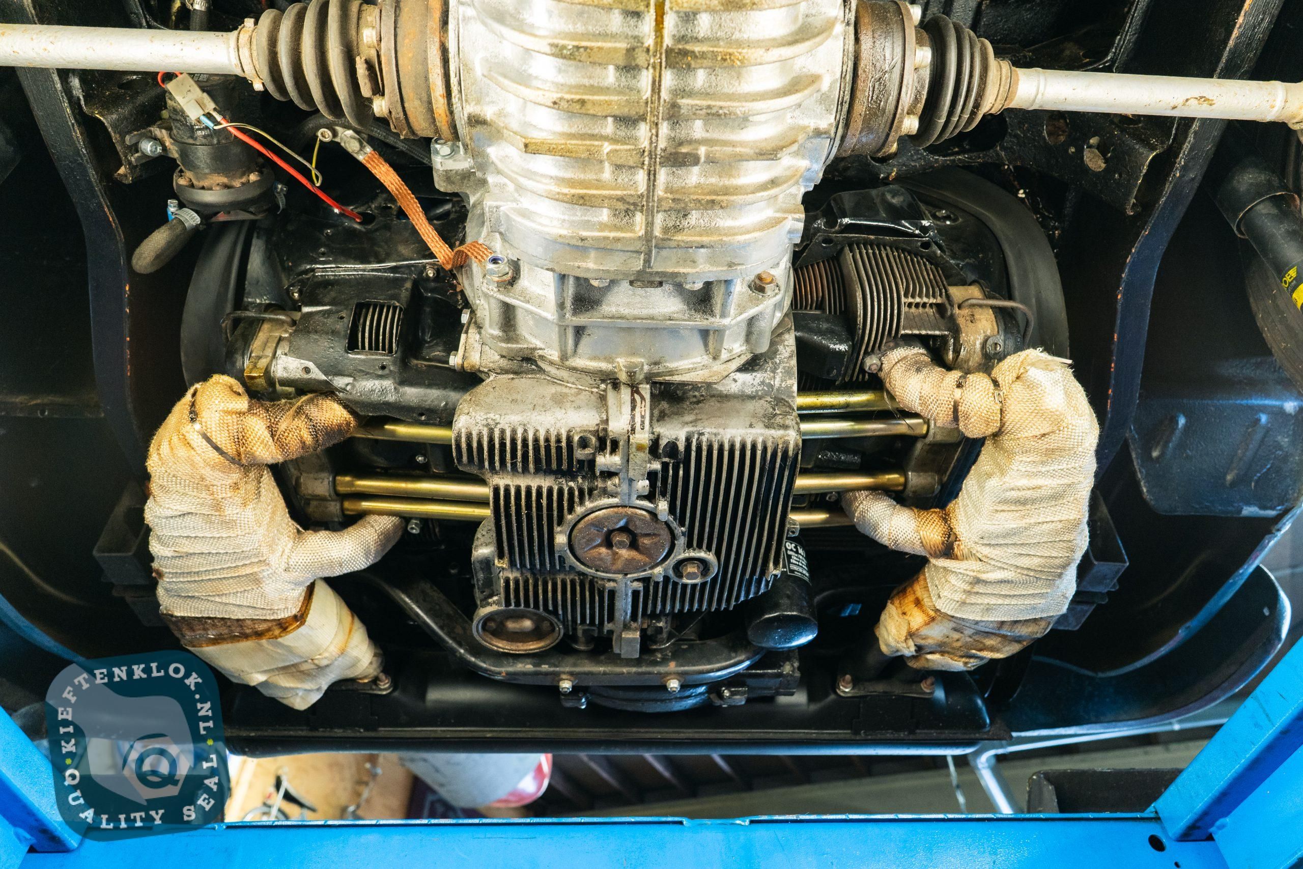 Volkswagen T2 Bus 12