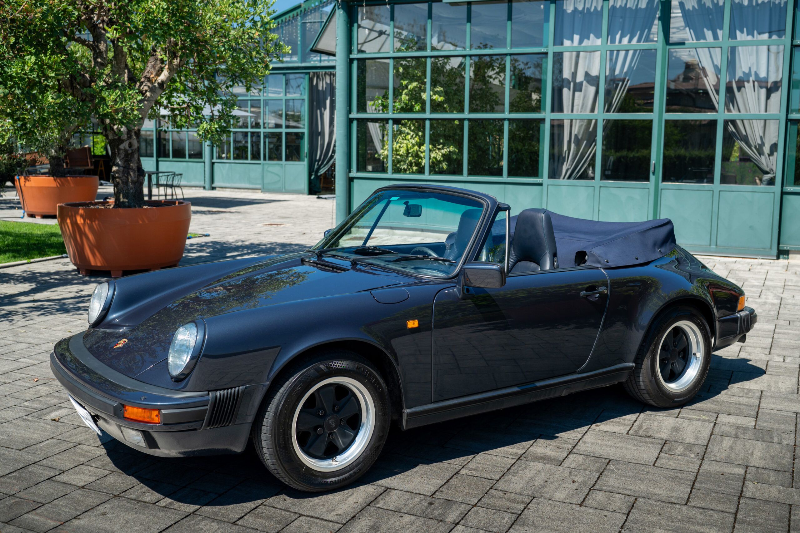 Porsche 911 Carrera Cabrio 3.2 G50 11