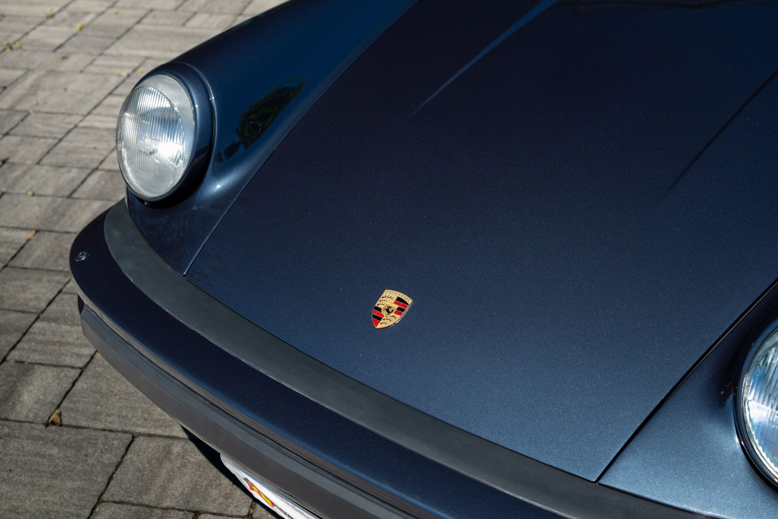 Porsche 911 Carrera Cabrio 3.2 G50 12