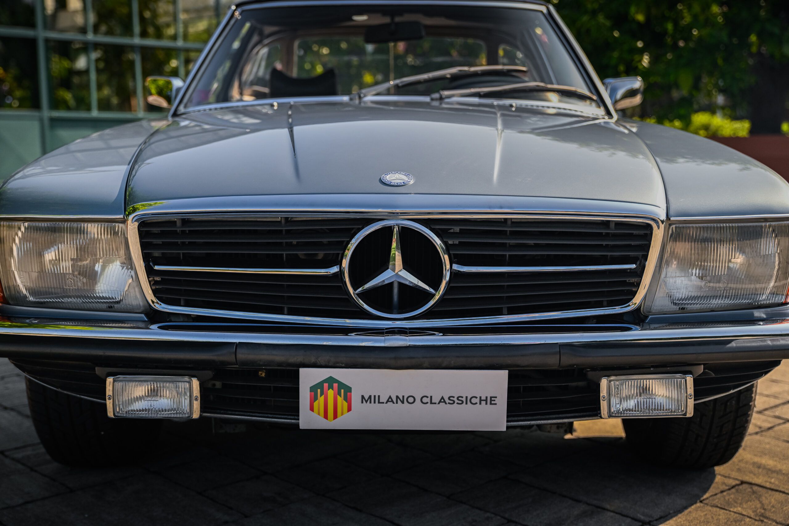 Mercedes-Benz 350 SL (R107) 12